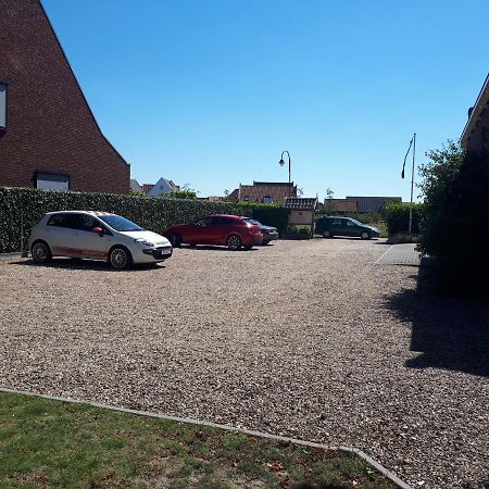 Bed And Breakfast "De Smousenhoek" Ouddorp Bagian luar foto