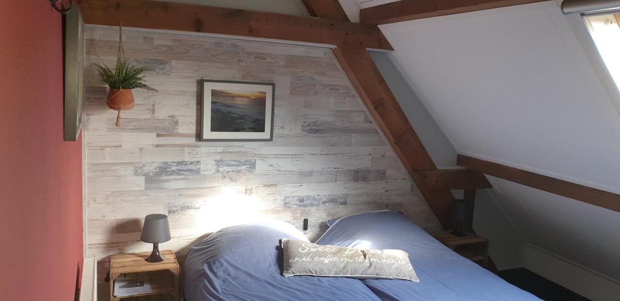 Bed And Breakfast "De Smousenhoek" Ouddorp Bagian luar foto