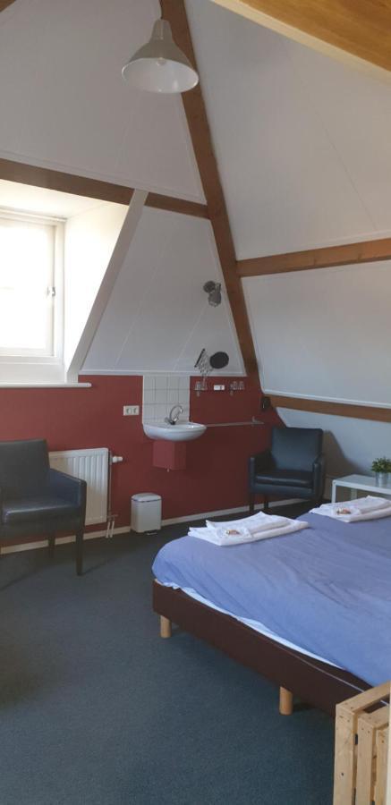 Bed And Breakfast "De Smousenhoek" Ouddorp Bagian luar foto