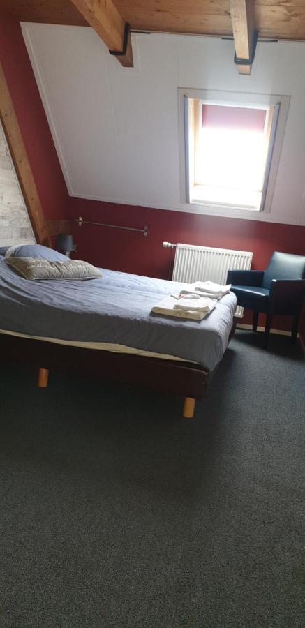 Bed And Breakfast "De Smousenhoek" Ouddorp Bagian luar foto