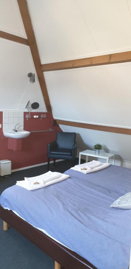 Bed And Breakfast "De Smousenhoek" Ouddorp Bagian luar foto