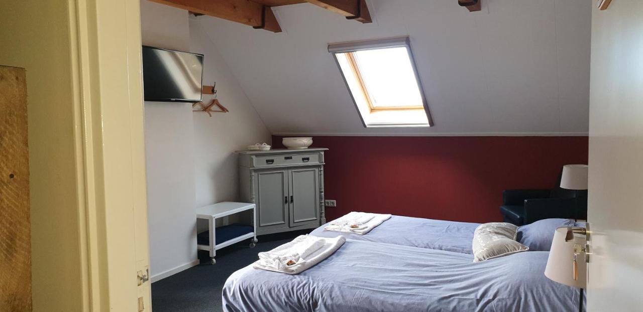 Bed And Breakfast "De Smousenhoek" Ouddorp Bagian luar foto
