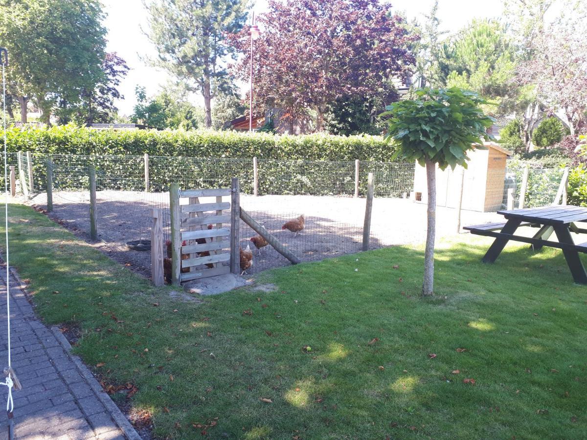 Bed And Breakfast "De Smousenhoek" Ouddorp Bagian luar foto