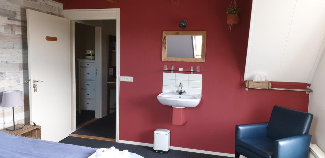 Bed And Breakfast "De Smousenhoek" Ouddorp Bagian luar foto