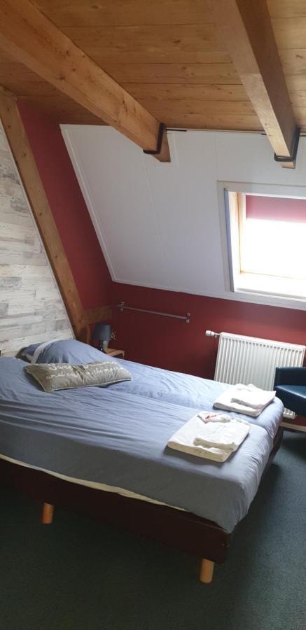 Bed And Breakfast "De Smousenhoek" Ouddorp Bagian luar foto