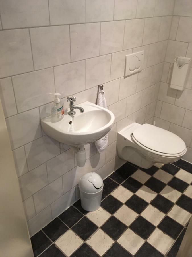 Bed And Breakfast "De Smousenhoek" Ouddorp Bagian luar foto