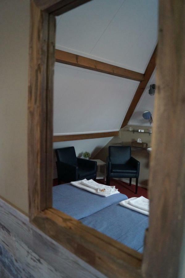 Bed And Breakfast "De Smousenhoek" Ouddorp Bagian luar foto